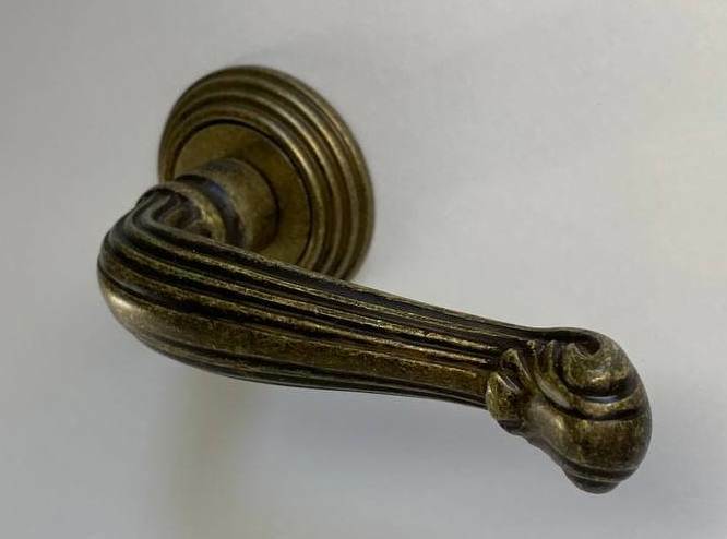 Дверная ручка ADDEN BAU FONTANA V202 AGED BRONZE (распродажа)